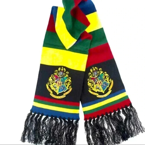 Universal Studios Wizarding World Harry Potter Hogwarts Crest Adult Scarf - Picture 1 of 4